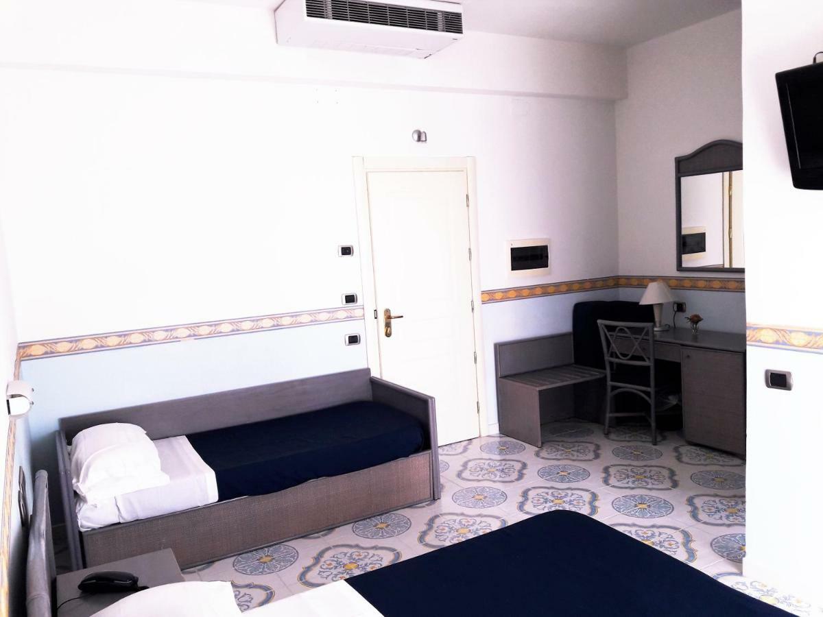 קזאל ולינו Hotel Stella Maris חדר תמונה
